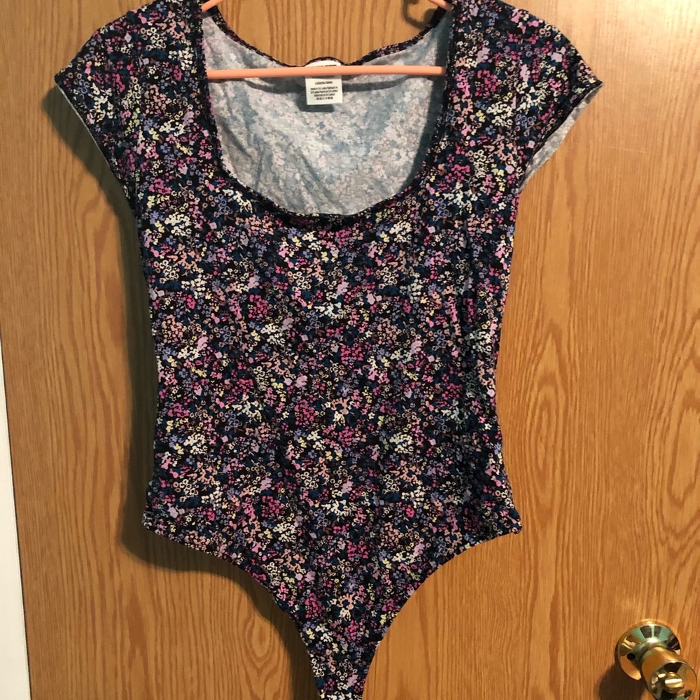 NWOT square neck thong bodysuit